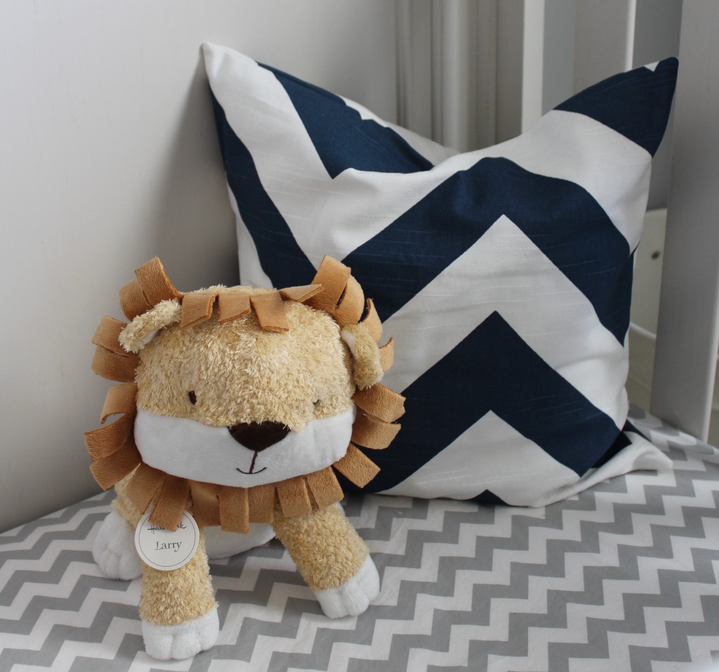 Crib Bedding with Larry the Lion